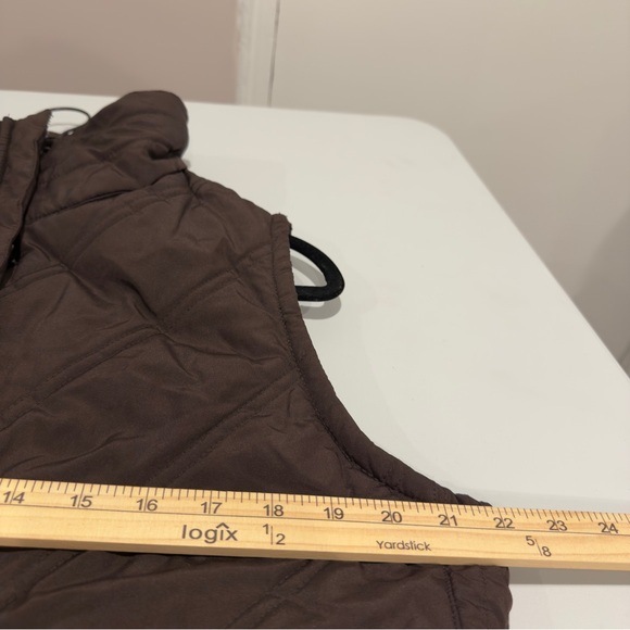 Daisy Fuentes Lightweight Puffer Vest Chocolate Brown Size Junior XL - Picture 9 of 9